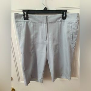 Izod Golf Shorts - Light Gray - Women's 12 -